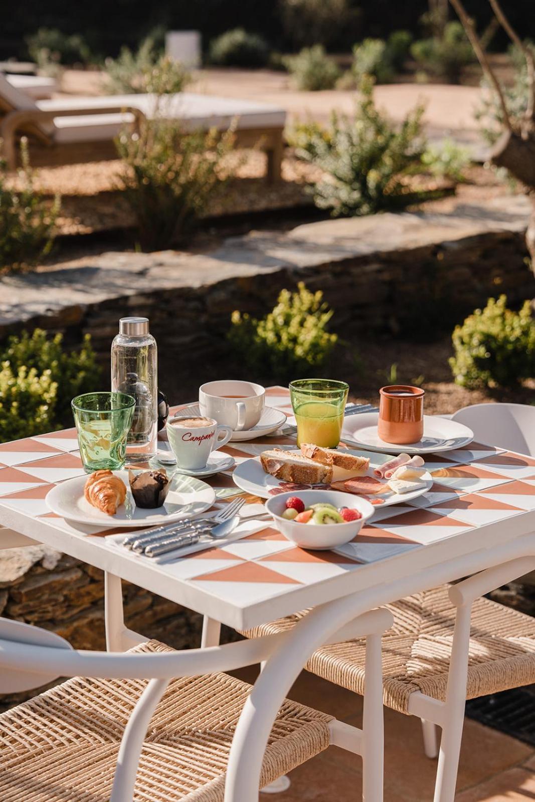 Boutique Hotel Villa Salvador - Adults Only By Fimedhotels Cadaqués Eksteriør billede